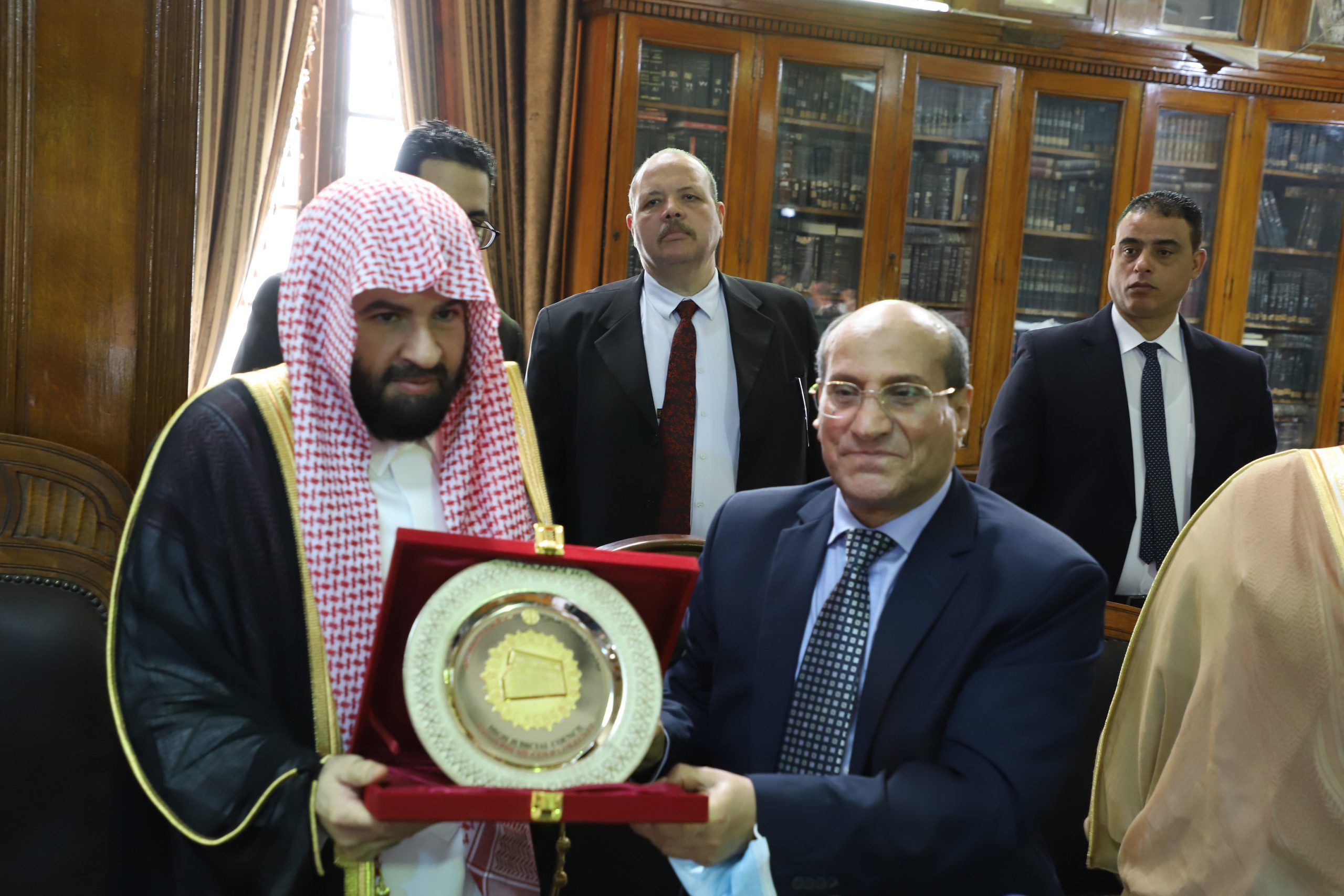 رئيس محكمة النقض يستقبل وفد قضائى سعودى رفيع المستوى