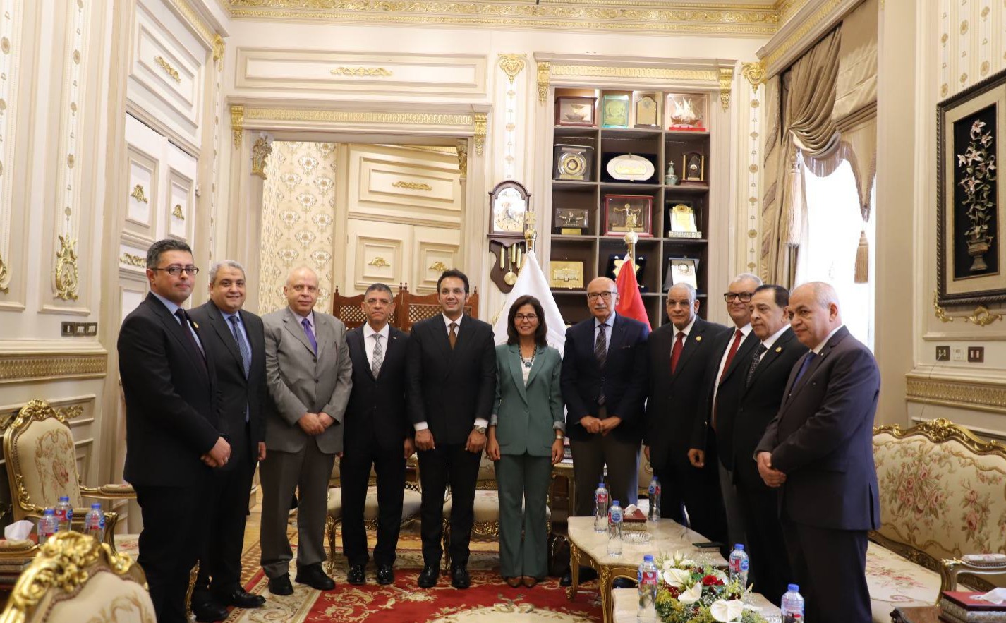 رئيس محكمة النقض يستقبل د. سلافة جويلى المدير التنفيذى للأكاديمية الوطنية للتدريب وفريقها