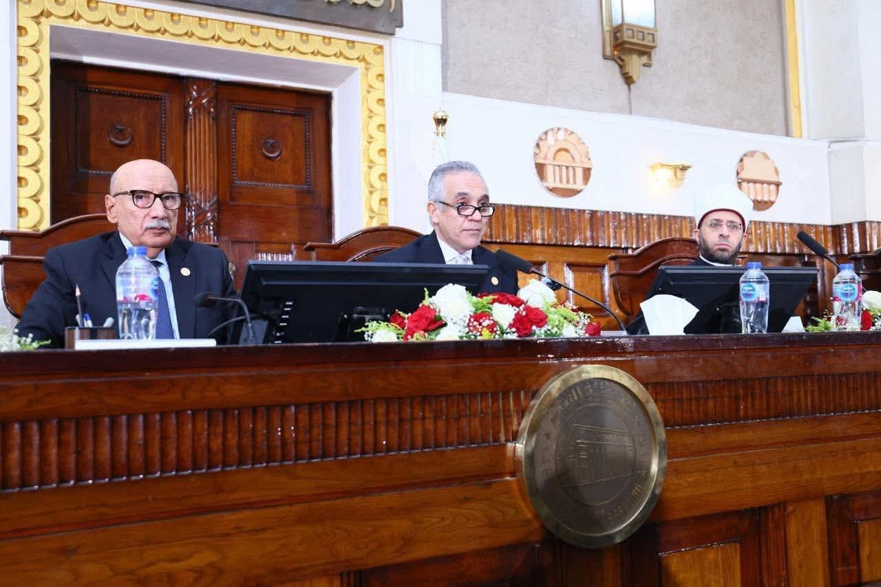 النيابة العامة لدى النقض تحتفل باليوبيل الذهبي احتفلت النيابة العامة لدى محكمة النقض