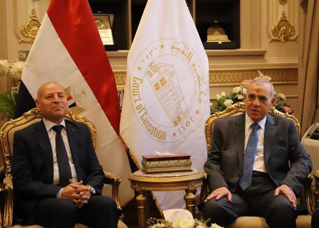 محافظ القاهرة يهنئ رئيس محكمة النقض بمناسبة توليه منصبه الجديد