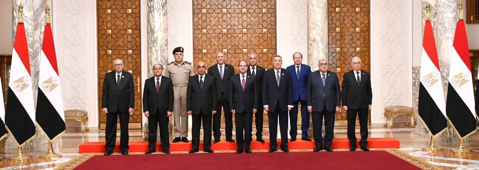 الرئيس السيسي يستقبل رئيس مجلس القضاء ورؤساء الجهات والهيئات القضائية في يوم القضاء المصرى